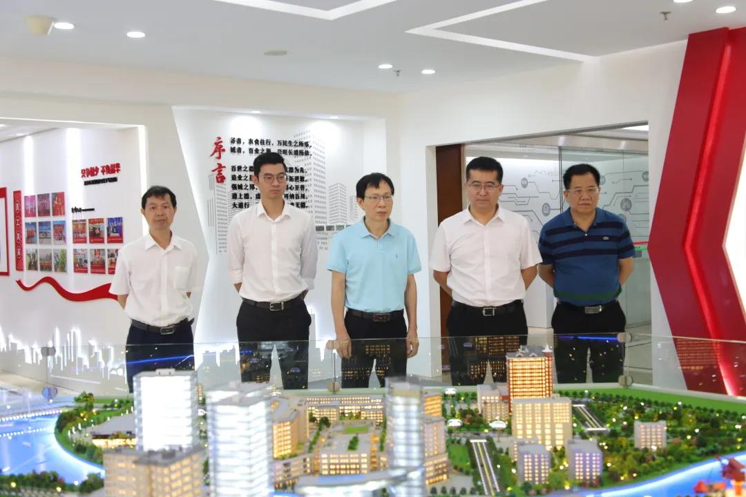 广州市白云区政协张实副主席一行莅临EVO视讯官方网站调研指导